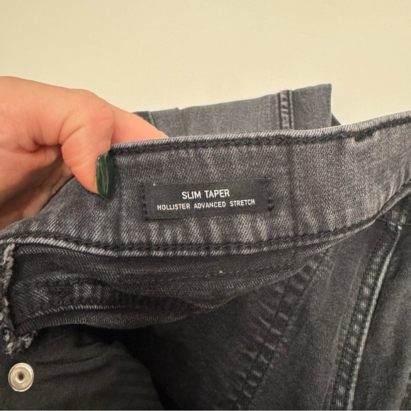 Hollister black faded distressed slim taper jean size 36 - Picture 5 of 10